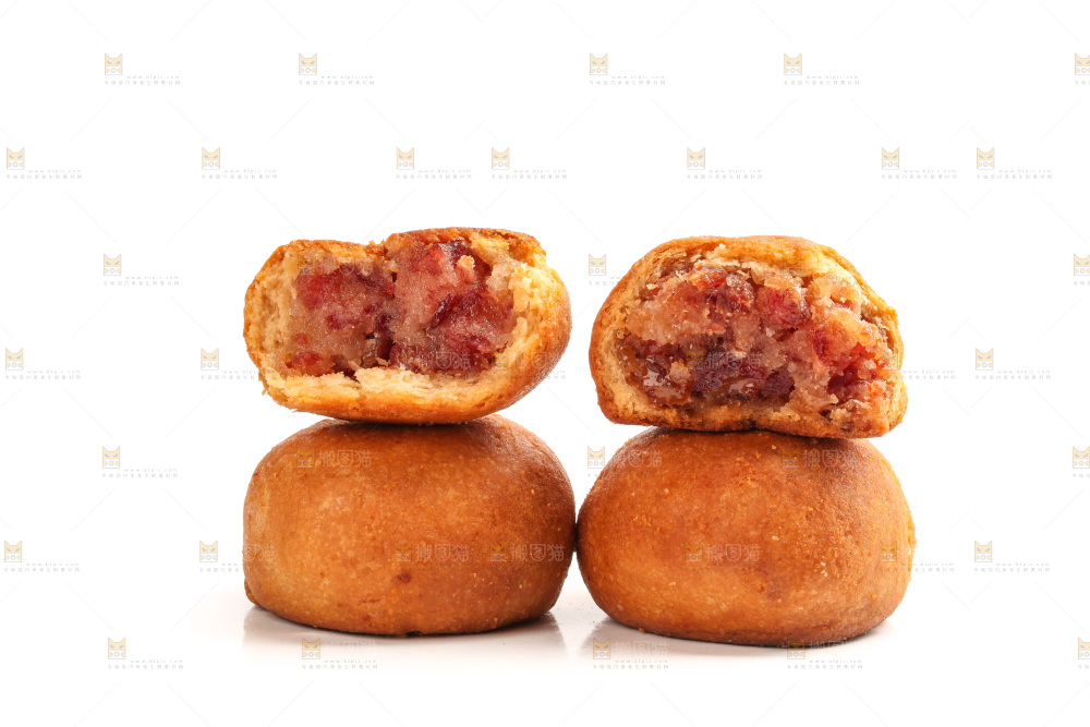 白底上的火腿月饼