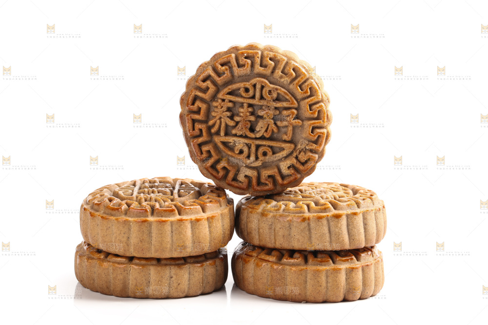 白底上的荞麦苏子月饼