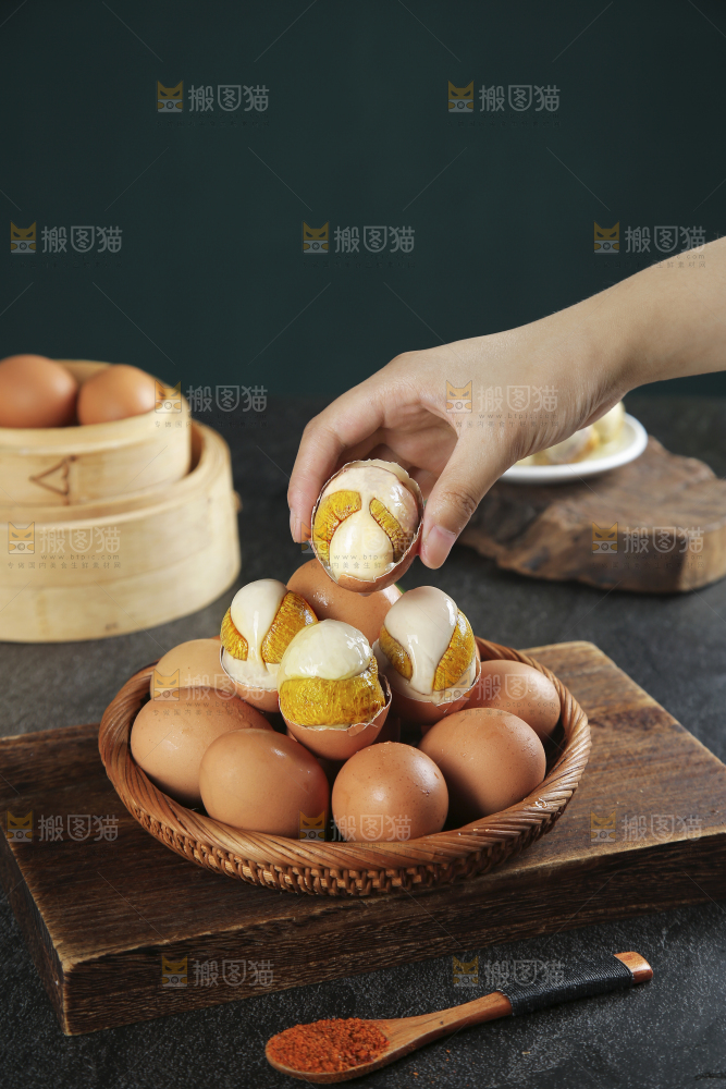 手上拿着的活珠子