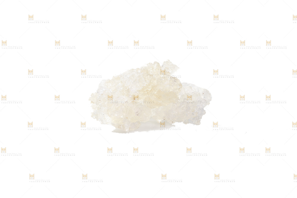 白底上放着雪燕