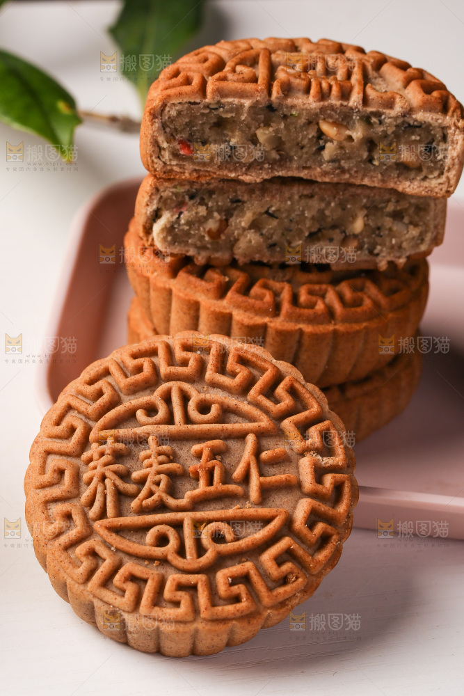浅底上的荞麦五仁月饼