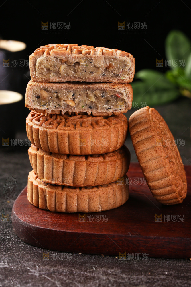 深底上的荞麦五仁月饼