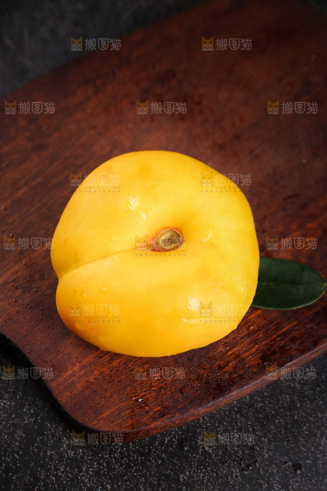 深底上的黄金蟠桃