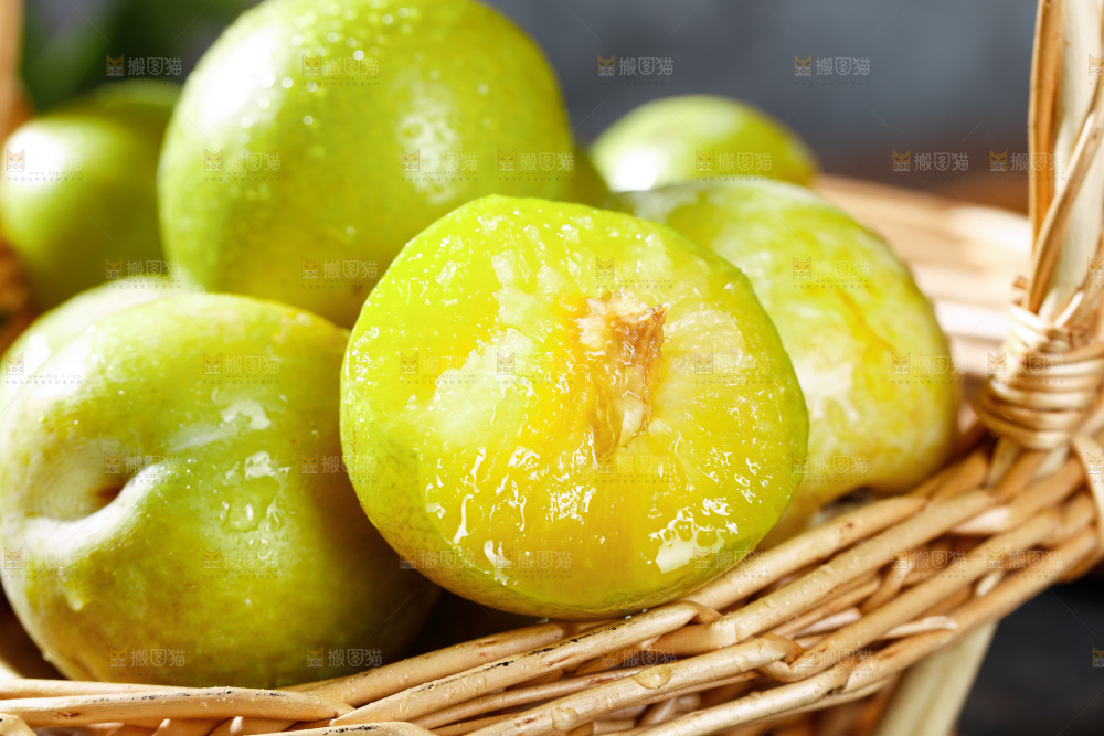 篮子里的恐龙蛋李