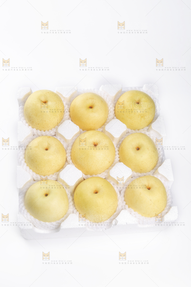 礼品箱里的新鲜皇冠梨
