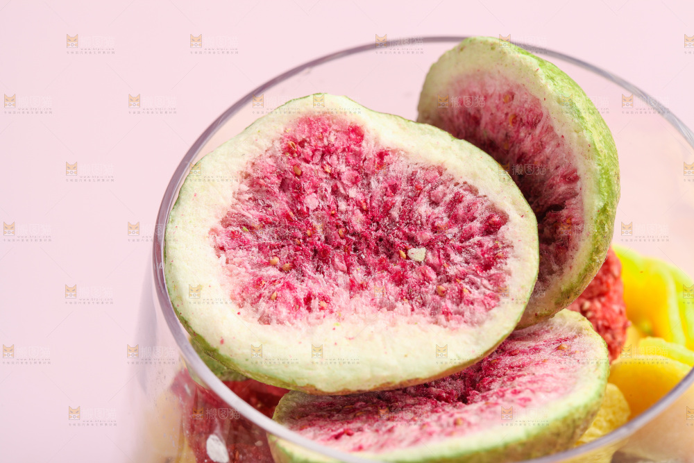 浅底上的新疆无花果干