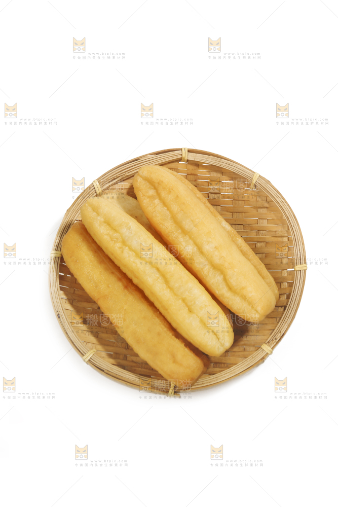 白底上的一篮炸油条