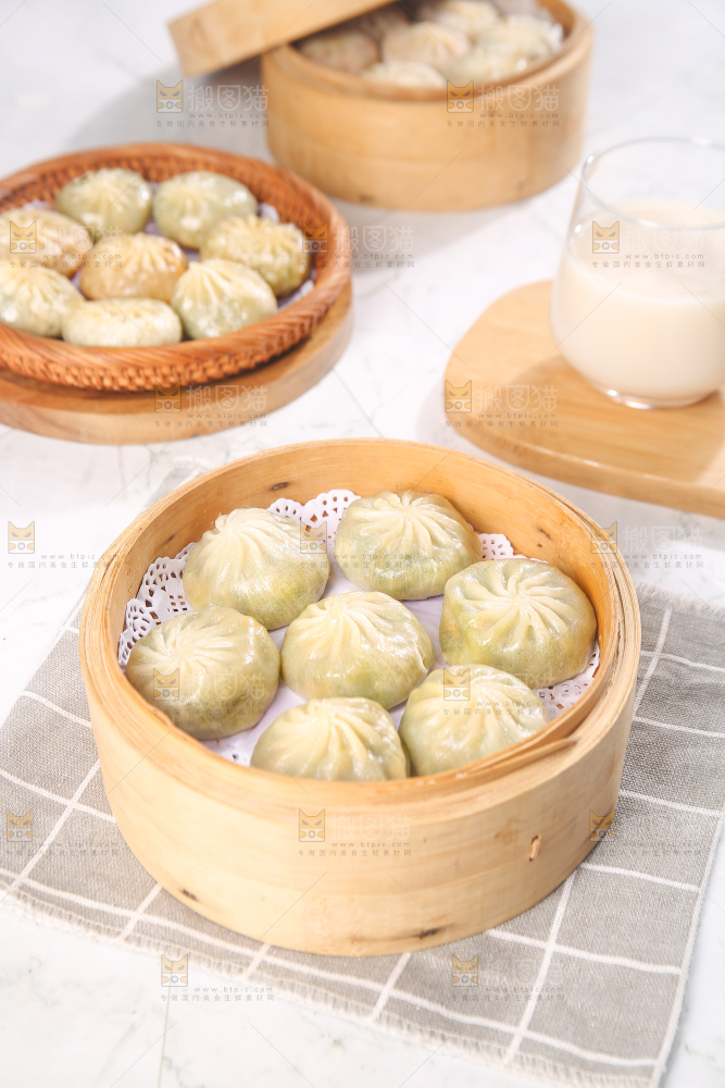 蒸笼里的小包子