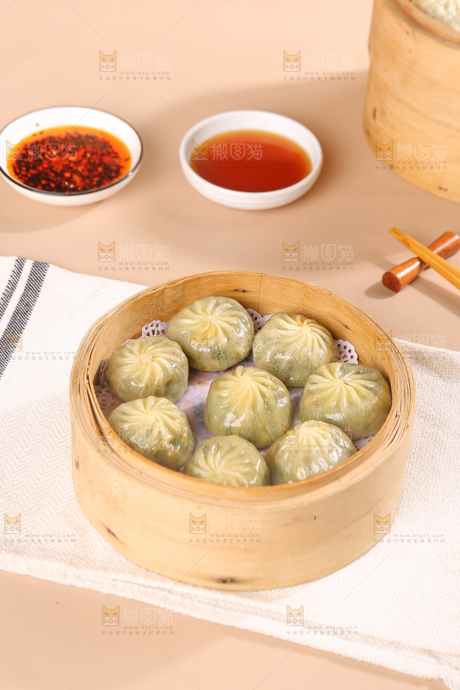 蒸笼里的小包子