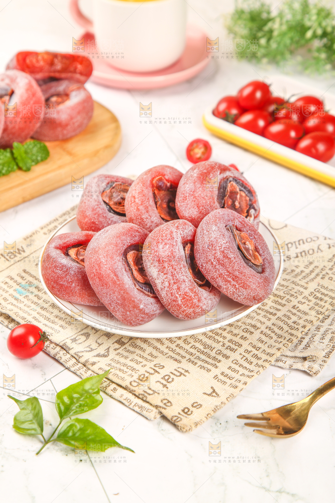 一盘霜降柿饼