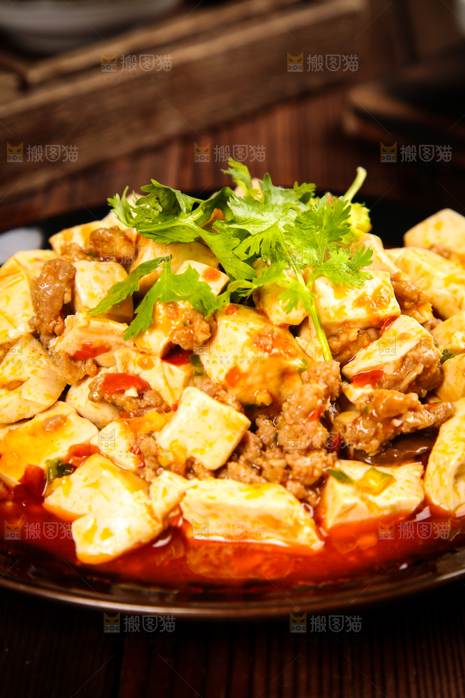 一盘香辣麻婆豆腐