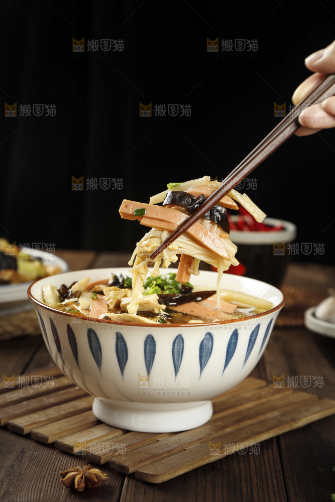 一碗开胃酸辣汤