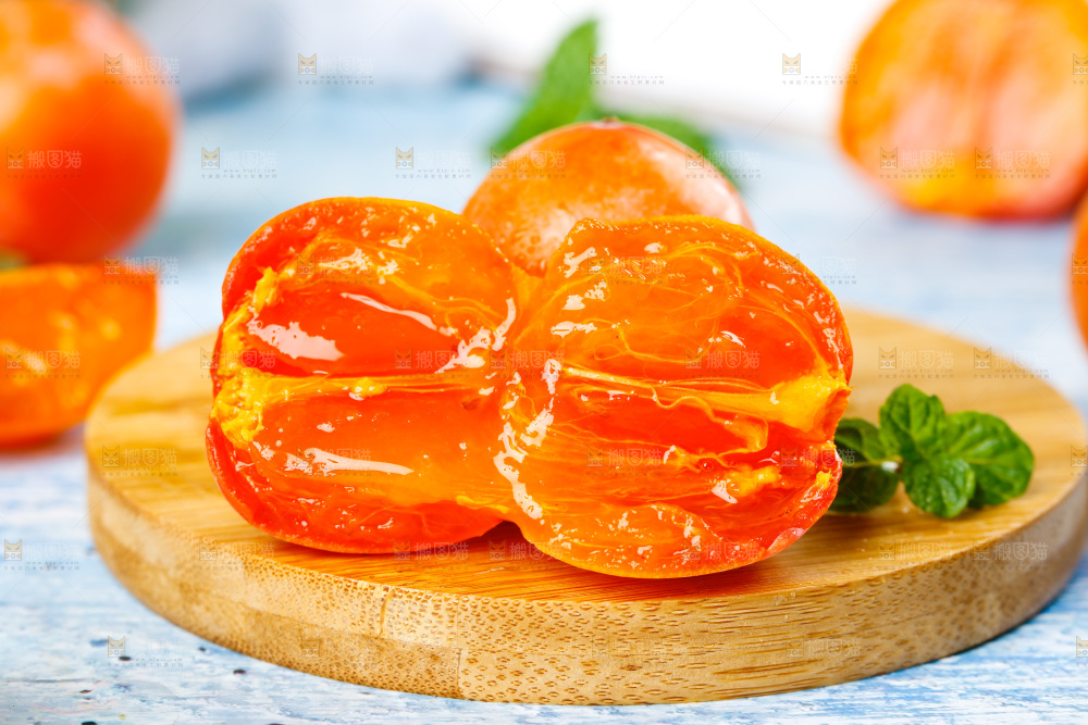 木板上的软柿子