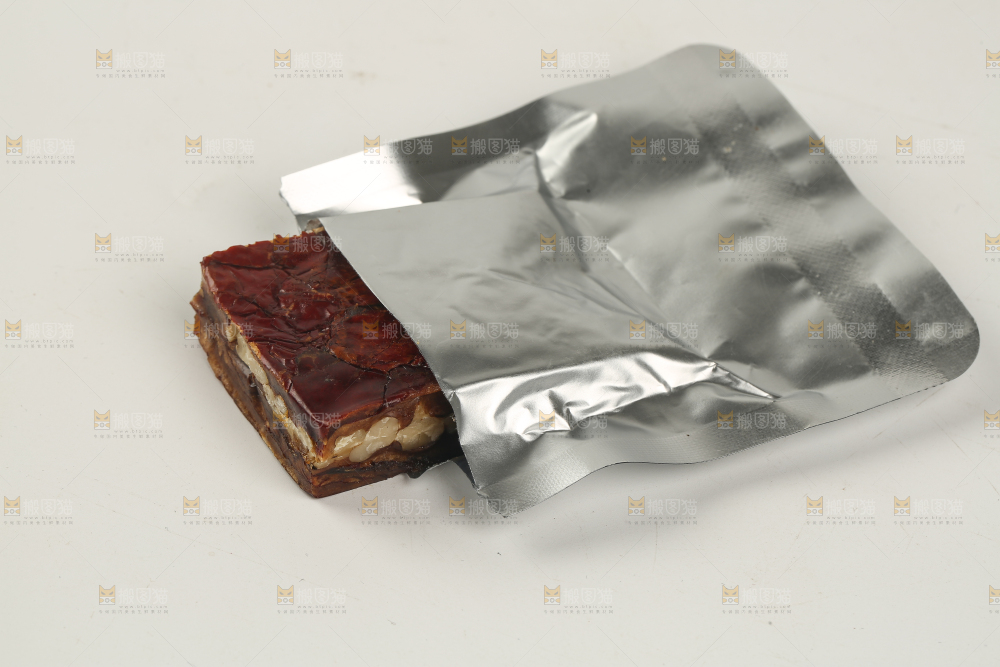 一个撕开的枣仁派
