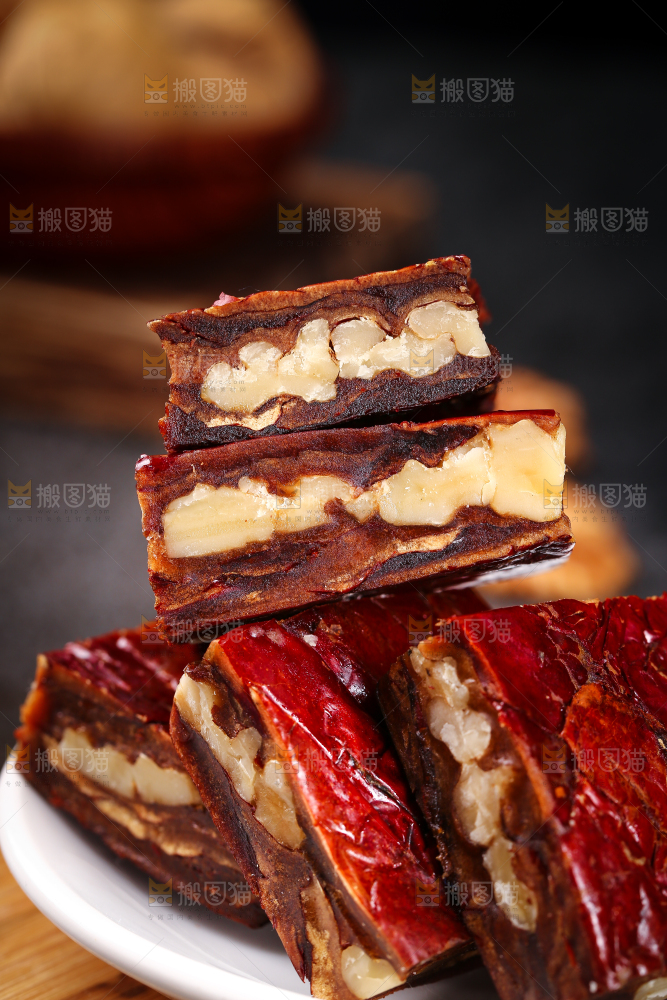 一盘红枣夹心派