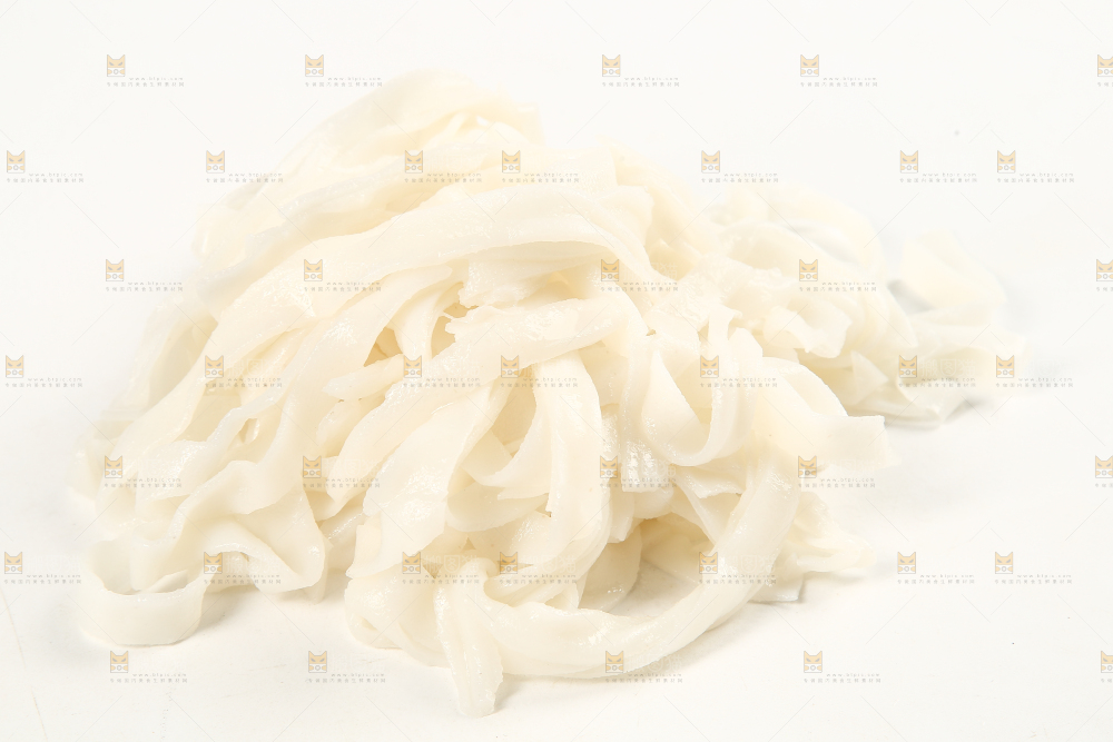 一堆湿河粉