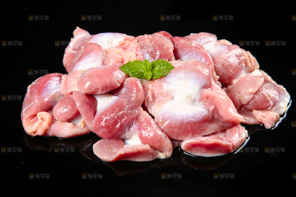一堆新鲜鸡胗