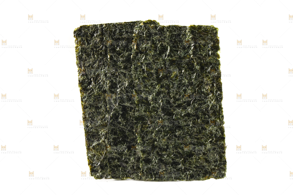 白底上的海苔片