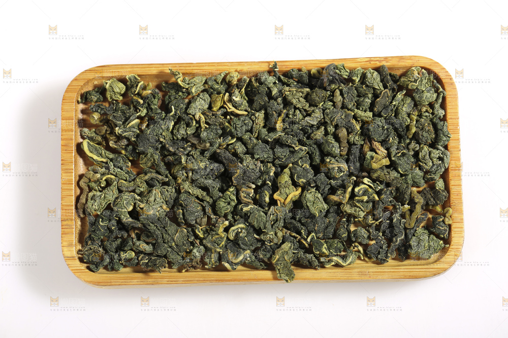 白底上的桑叶茶