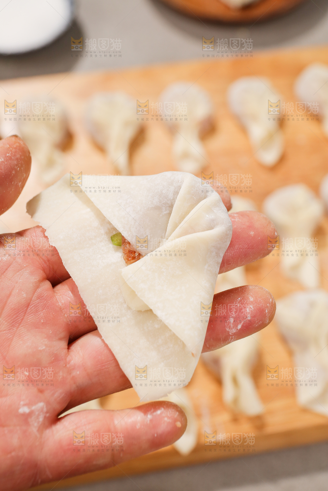 小金鱼馄饨