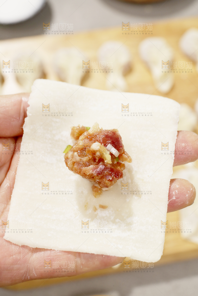 小金鱼馄饨