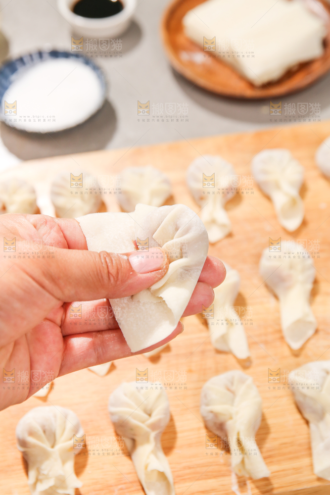 小金鱼馄饨