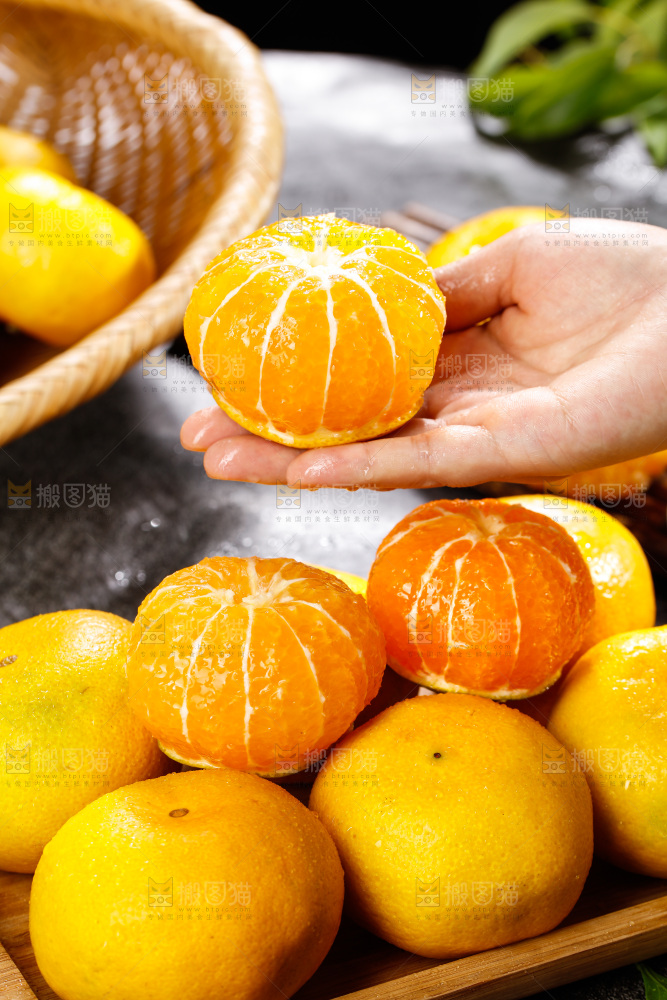 深底上的宜昌蜜桔