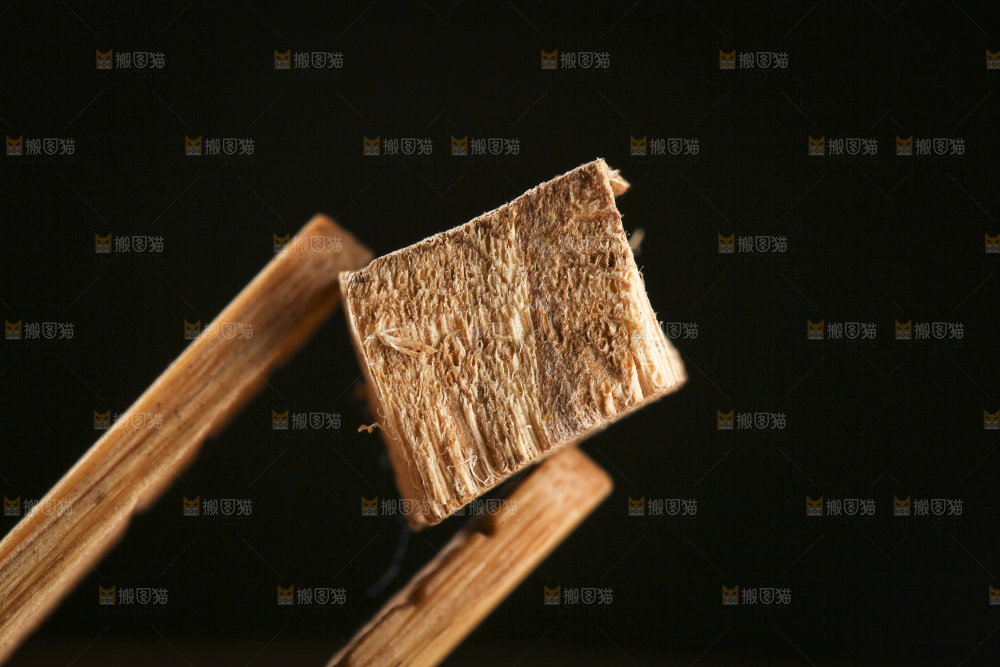 木底上的葛根