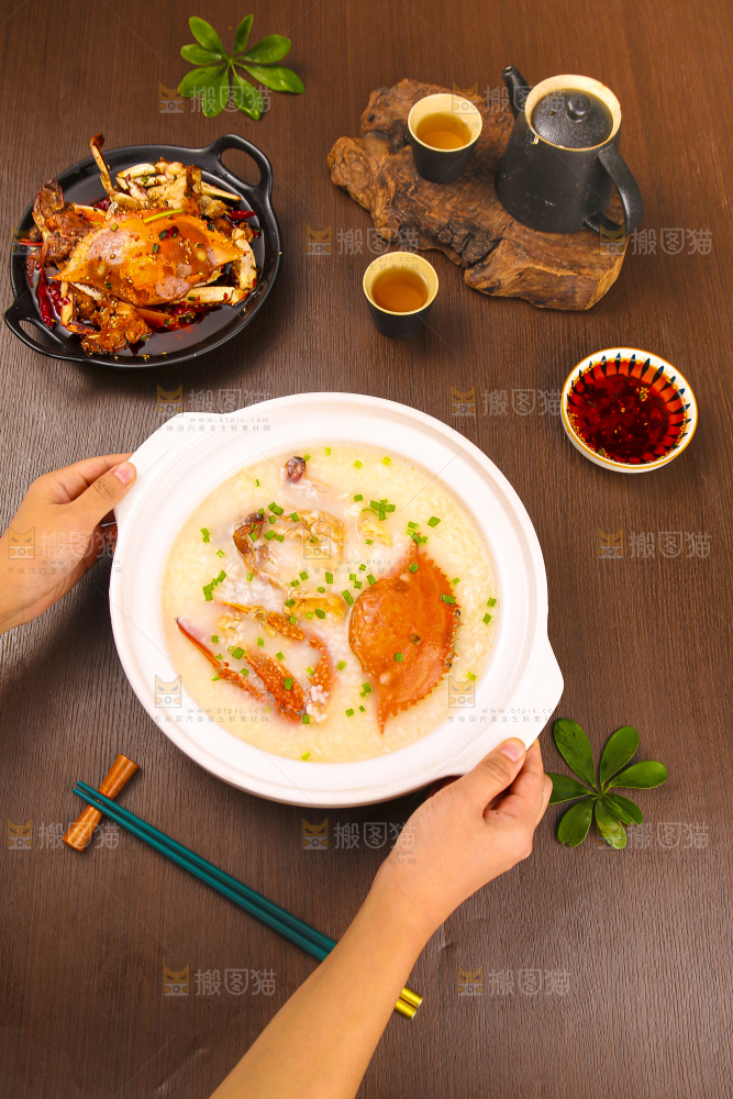 深底上的蟹粥