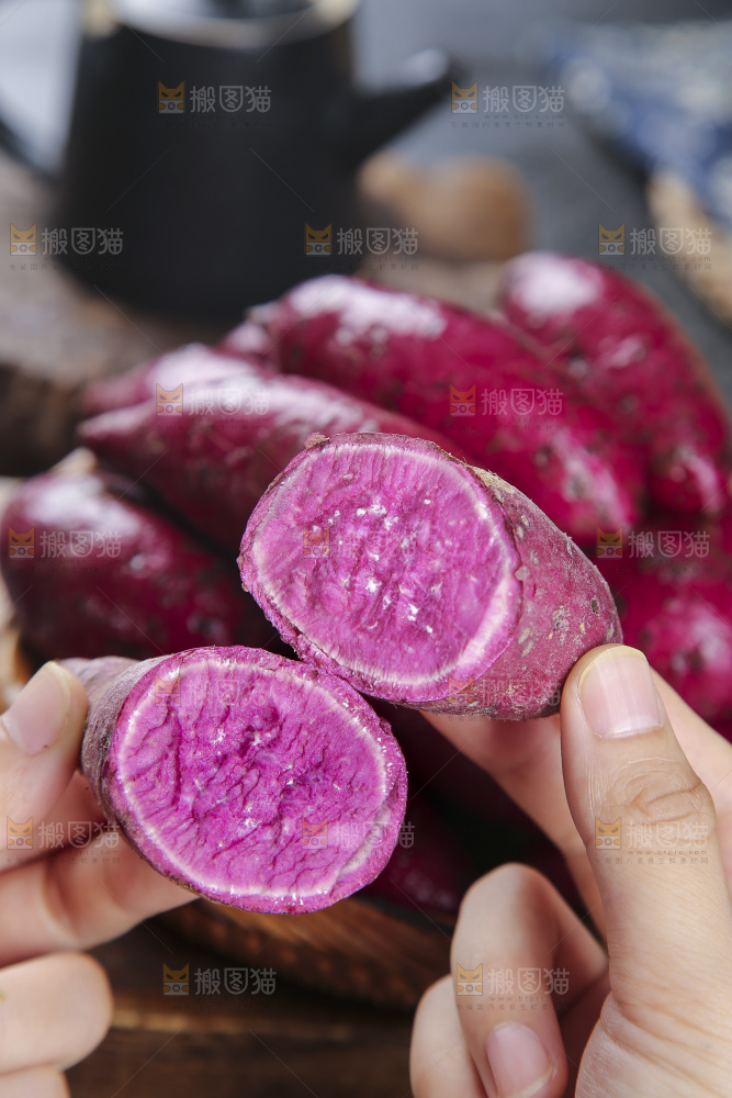 深底上的紫心番薯