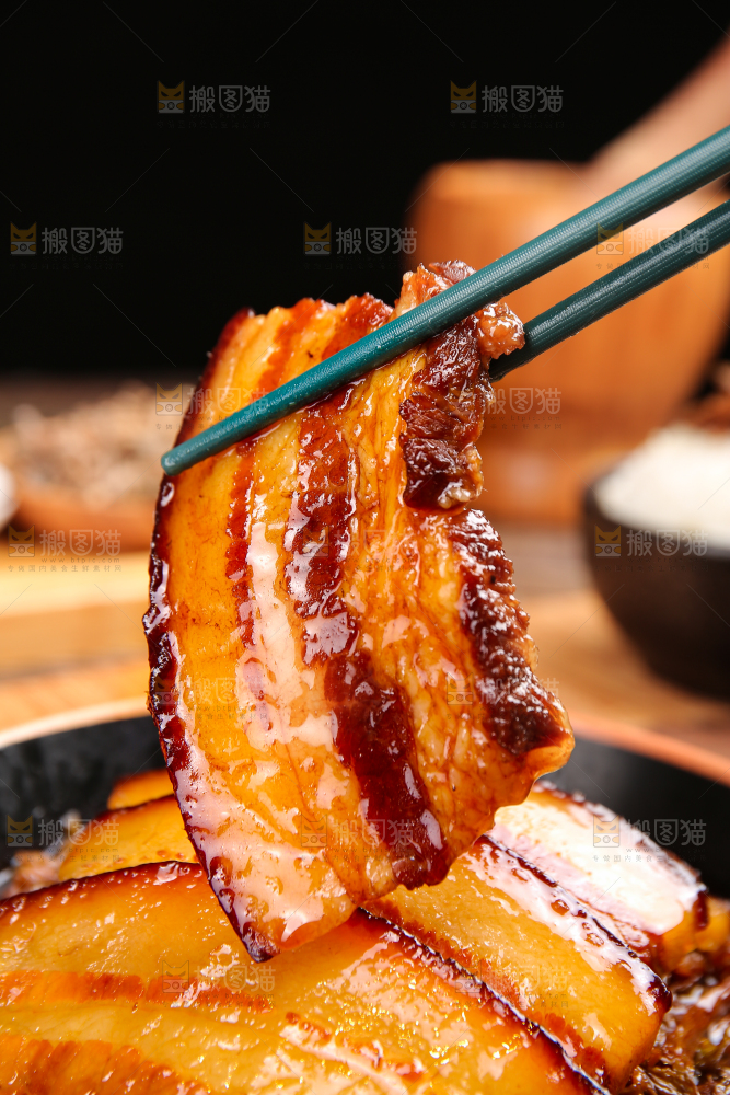 木底上的梅干菜扣肉