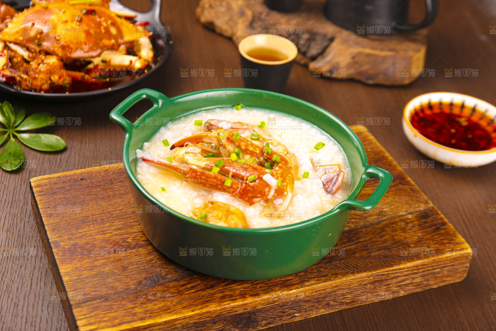 深底上的蟹粥