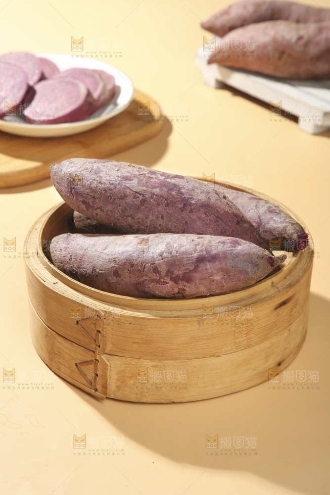 浅底上的板栗紫薯
