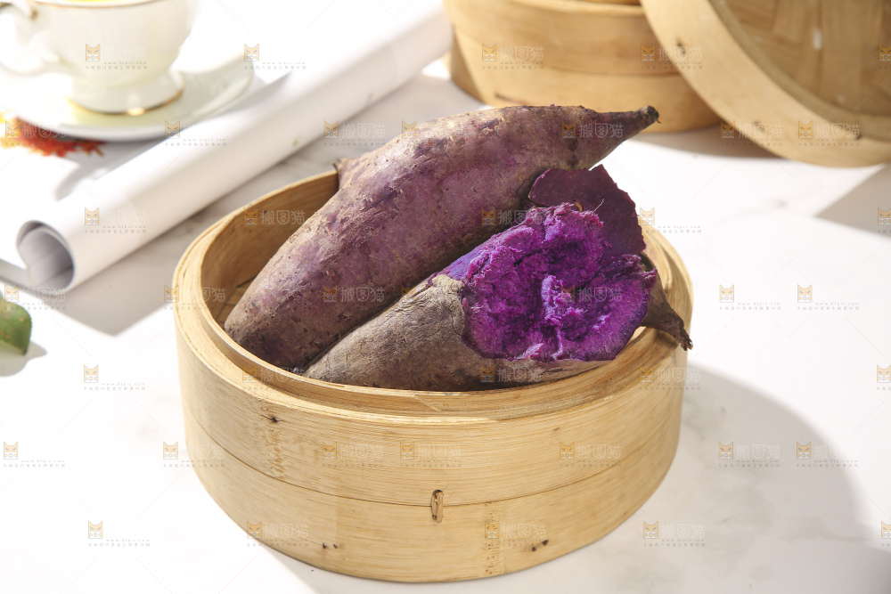 浅底上的板栗紫薯