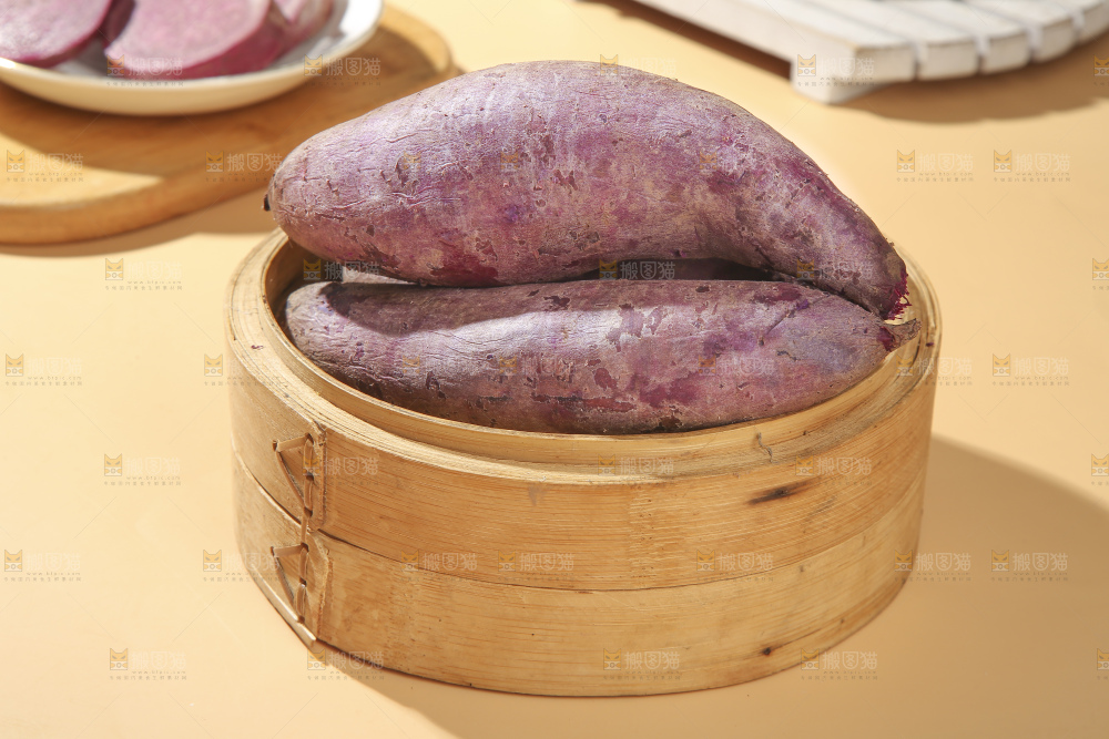 浅底上的板栗紫薯