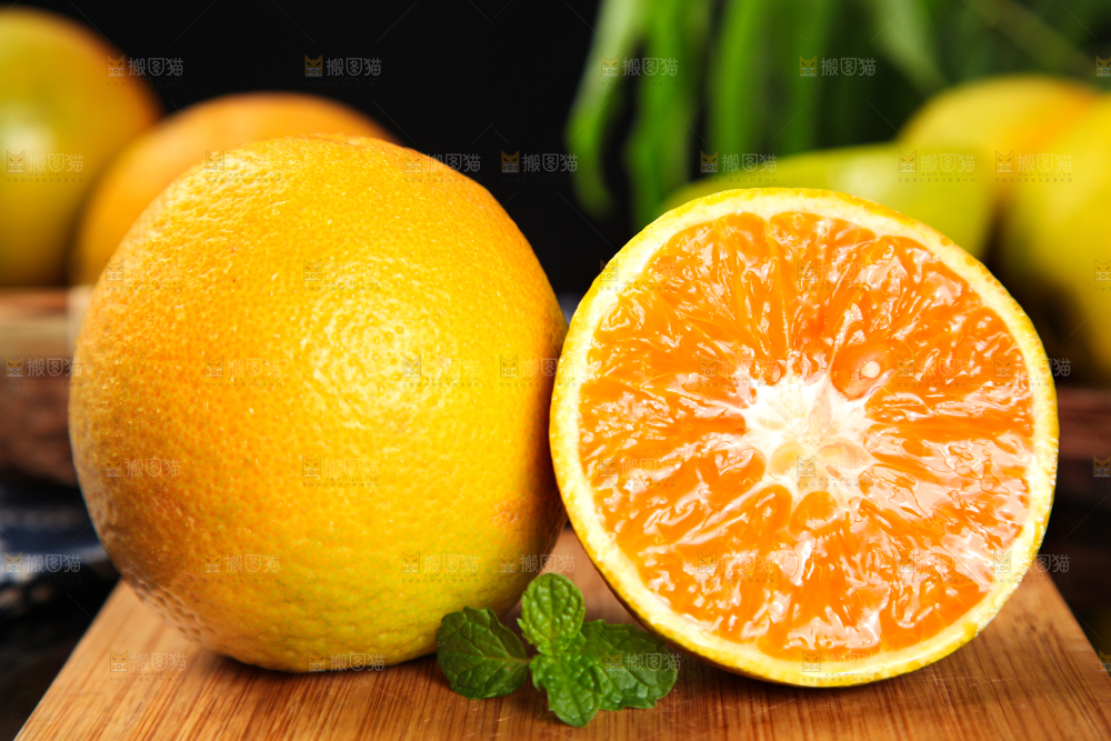 深底上放着夏橙