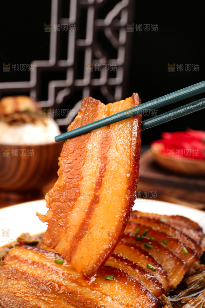深底上的干豆角扣肉