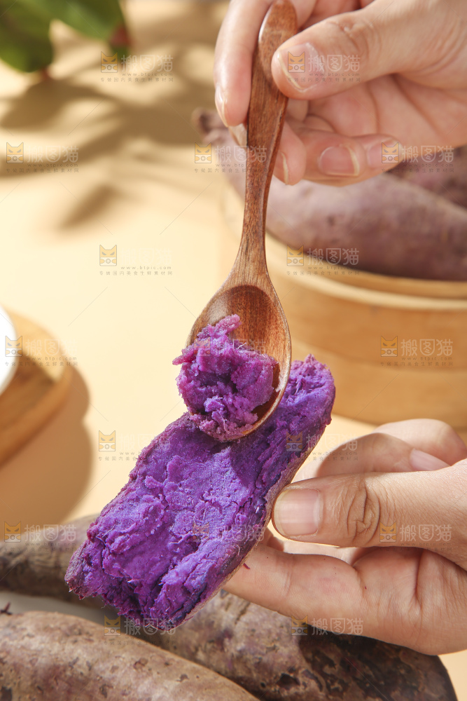 浅底上的板栗紫薯