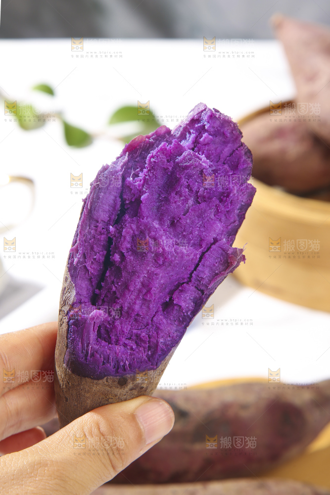 浅底上的板栗紫薯