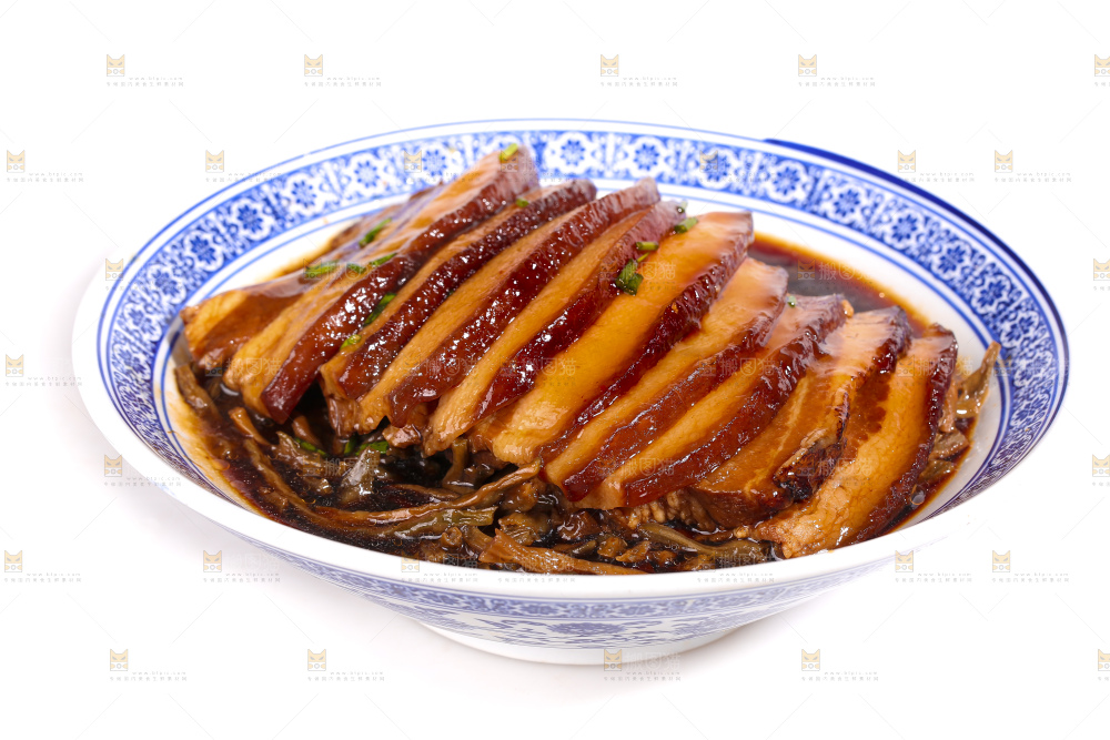 白底上的干豆角扣肉