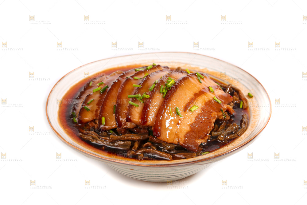 白底上的干豆角扣肉