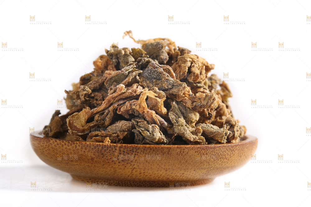 白底上的梅干菜
