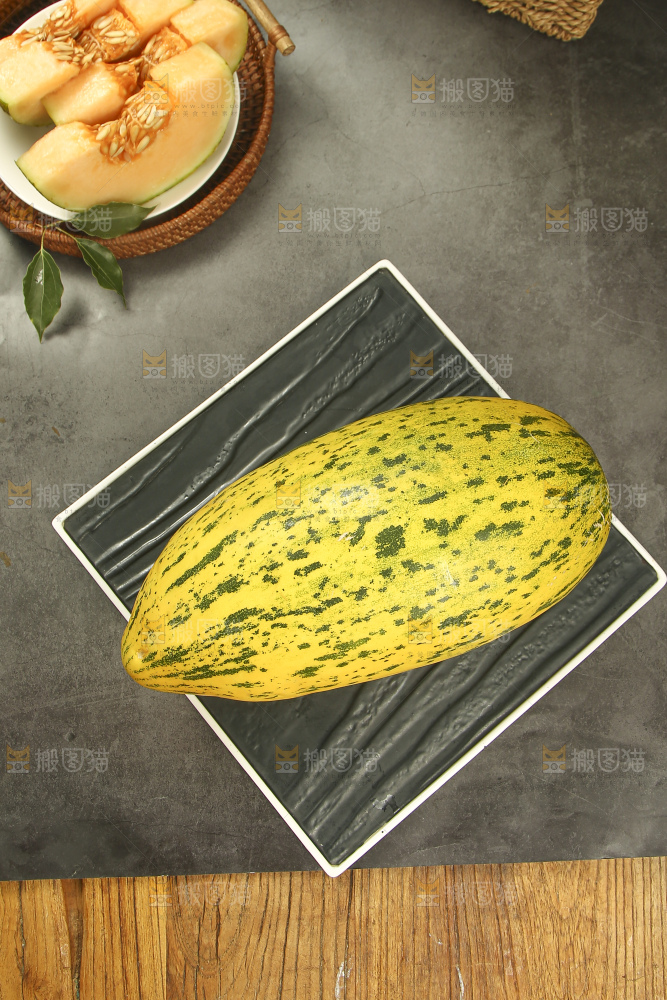 深底上的新疆伽师瓜