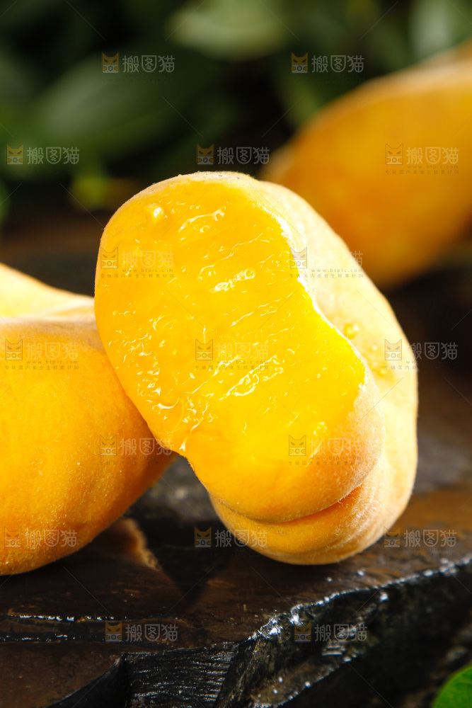 深底上的黄毛蟠桃