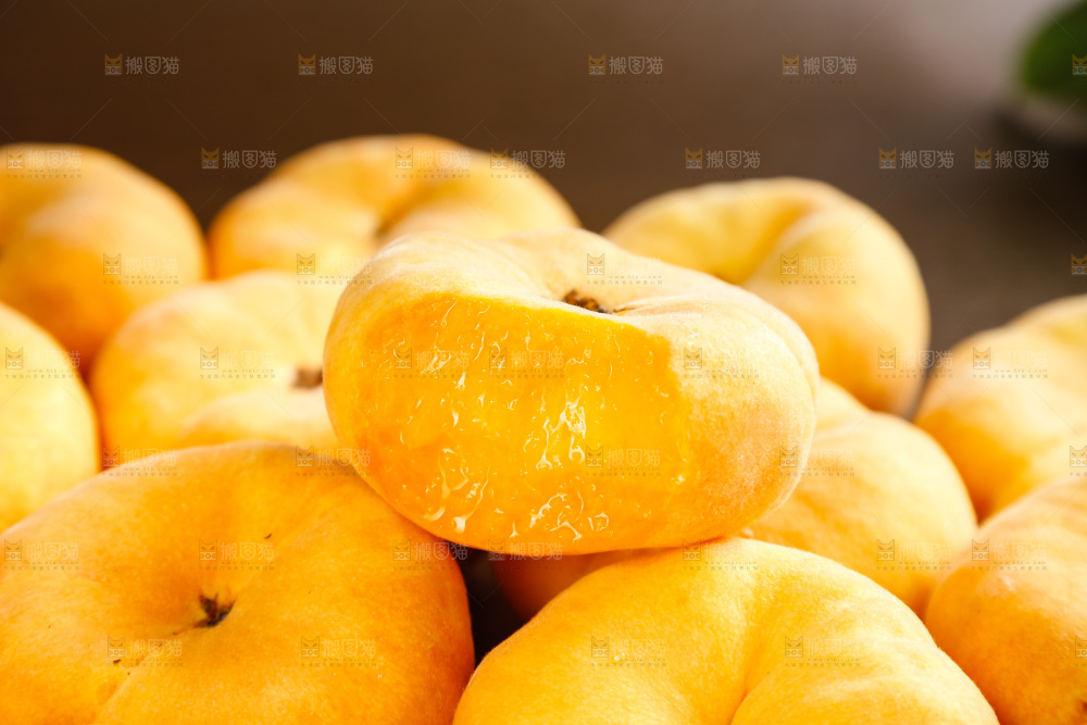 深底上的黄毛蟠桃