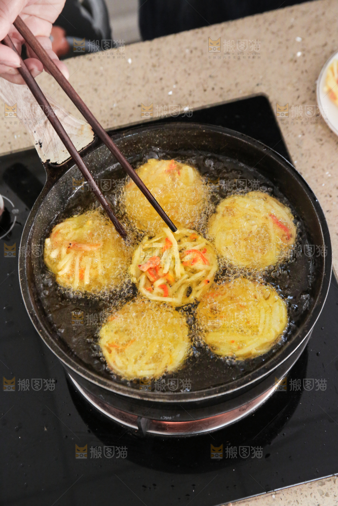 炸薯饼