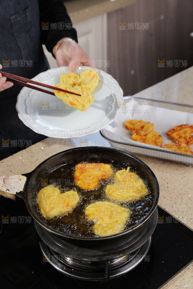 炸薯饼