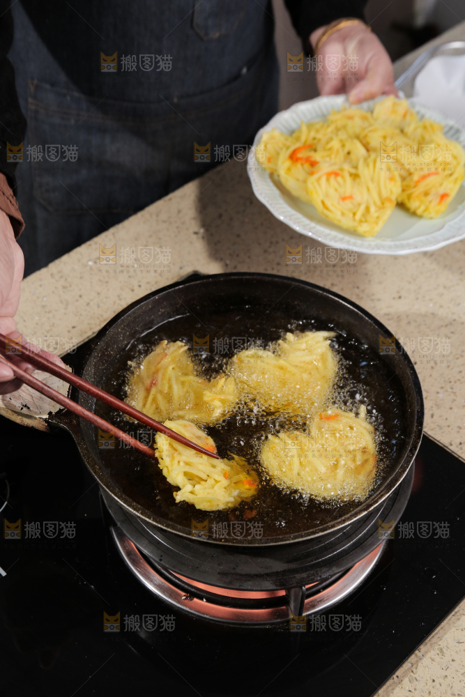 炸薯饼