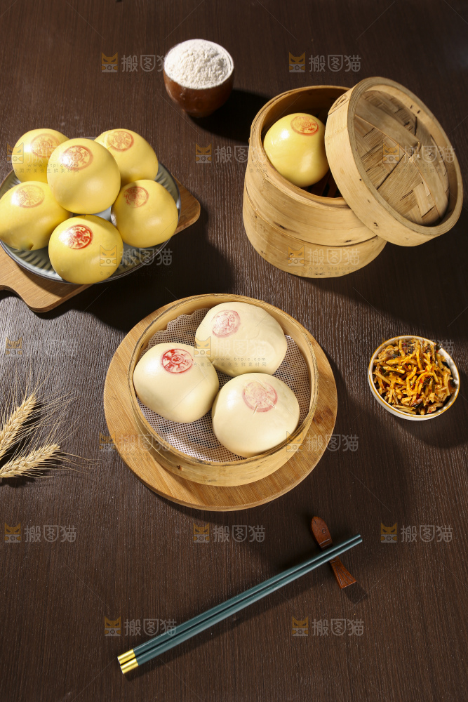 深底上的白面馒头