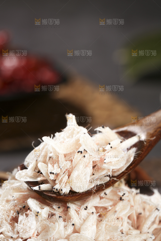深底上的虾米皮
